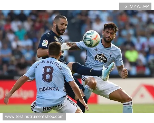 球探网足球比分直播网结合专业的赛事分析和实时比分，帮助足球迷深入了解比赛走势和球队状态